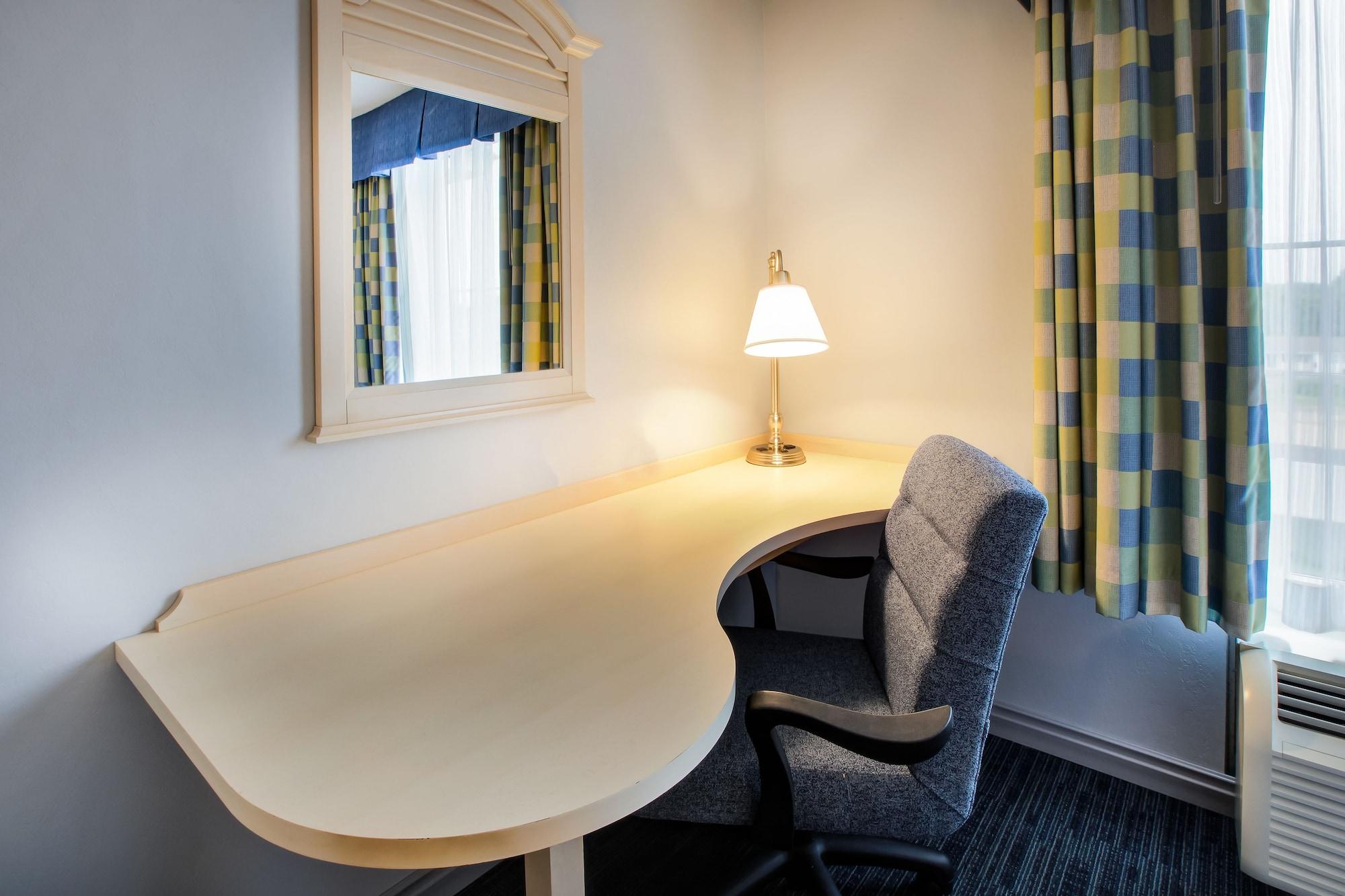 Hampton Inn & Suites - Cape Cod / West Yarmouth Eksteriør billede