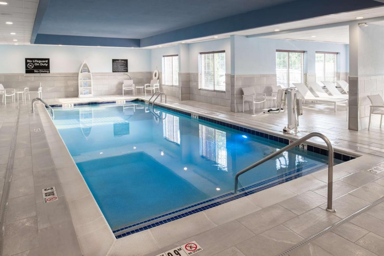 Hampton Inn & Suites - Cape Cod / West Yarmouth Eksteriør billede
