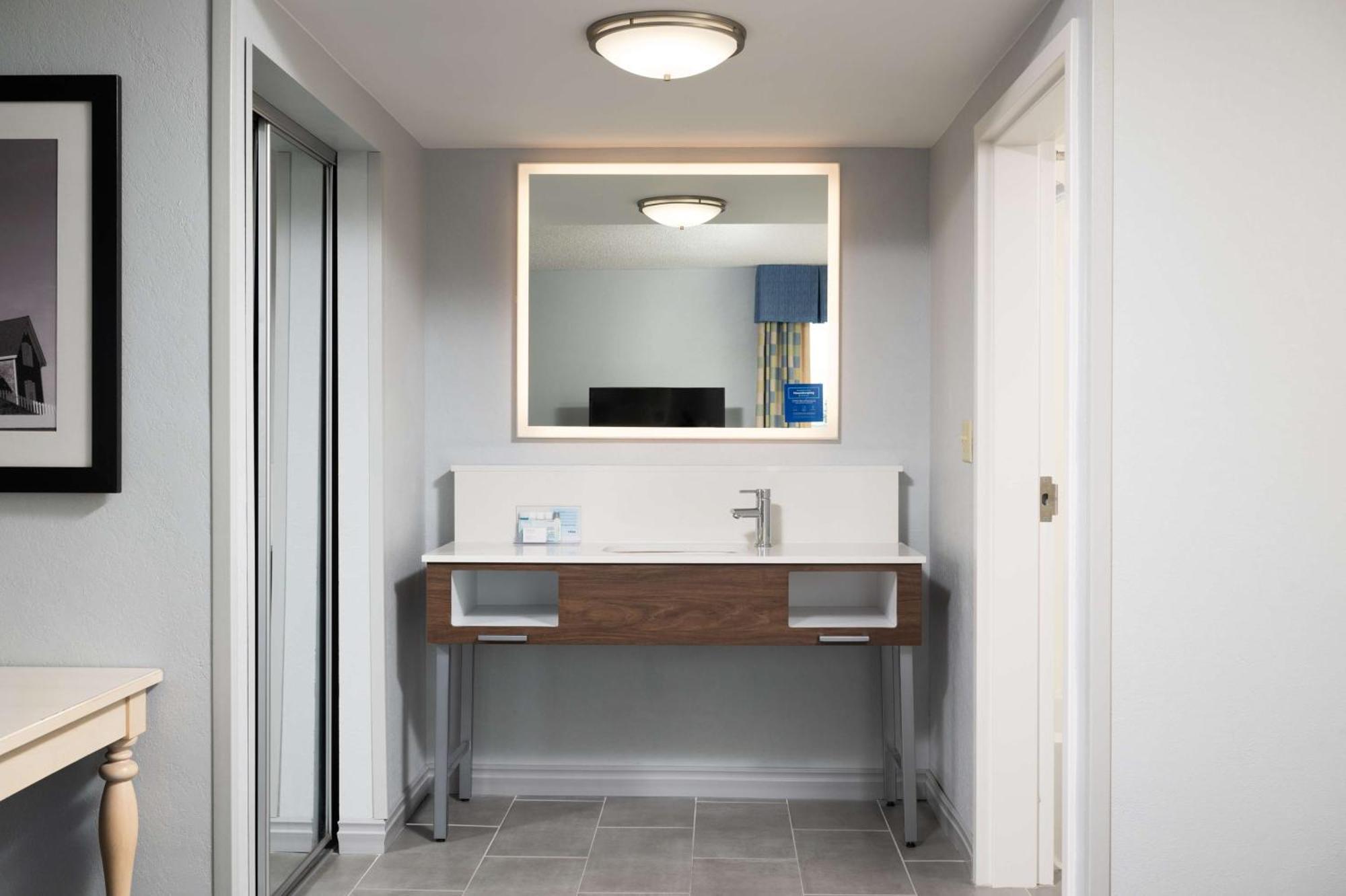 Hampton Inn & Suites - Cape Cod / West Yarmouth Eksteriør billede
