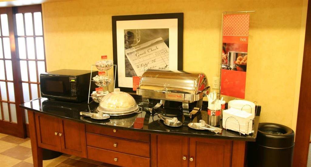 Hampton Inn & Suites - Cape Cod / West Yarmouth Restaurant billede
