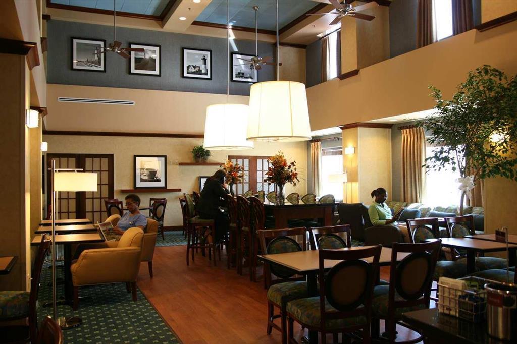 Hampton Inn & Suites - Cape Cod / West Yarmouth Restaurant billede